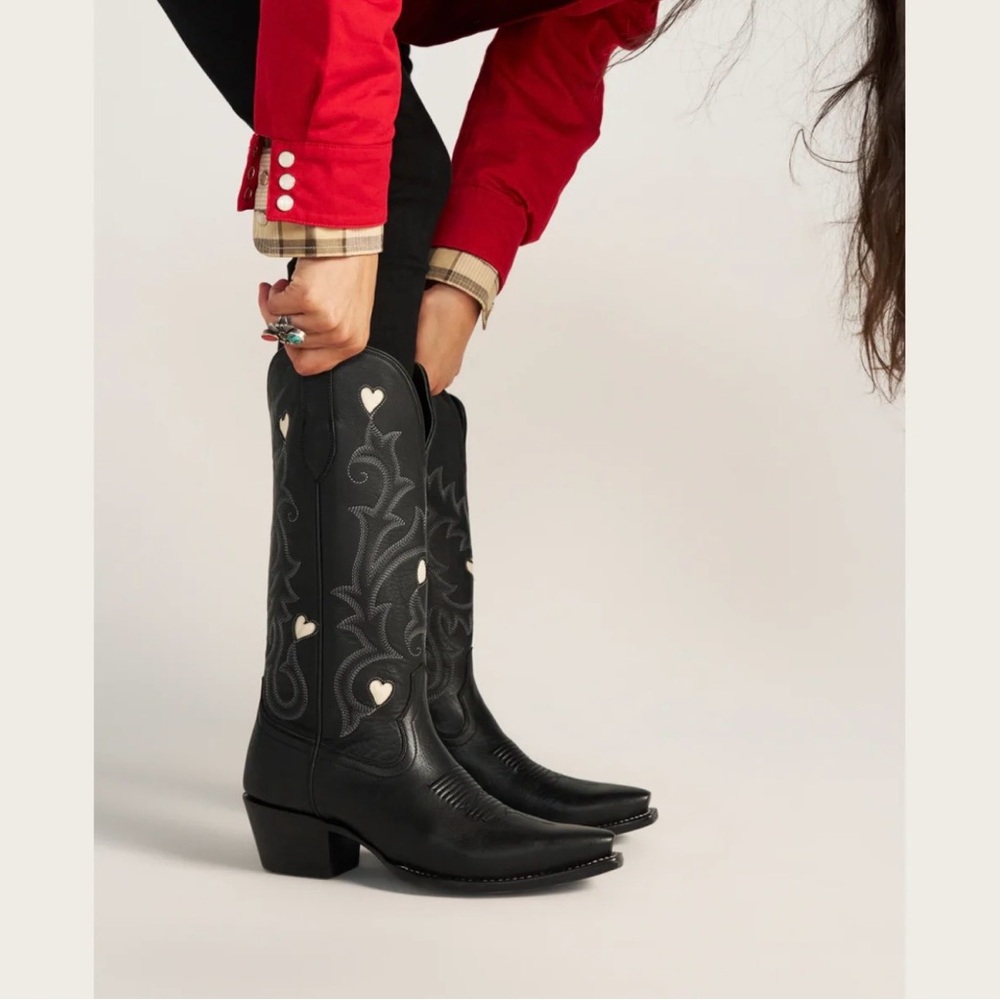 Tecovas Midnight Hearts Cowhide boots - Picture 4 of 8